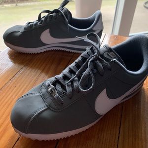 Nike Cortez